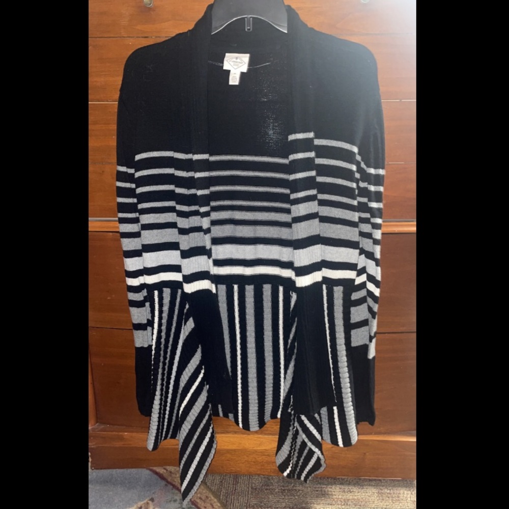 M Detailed Black Striped Cardigan